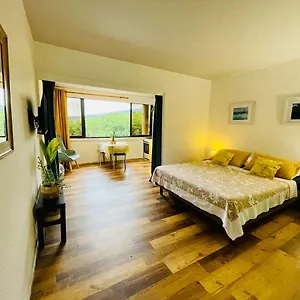 Hina - Cosy, Quiet & Pool , Papeete (Tahiti) French Polynesia
